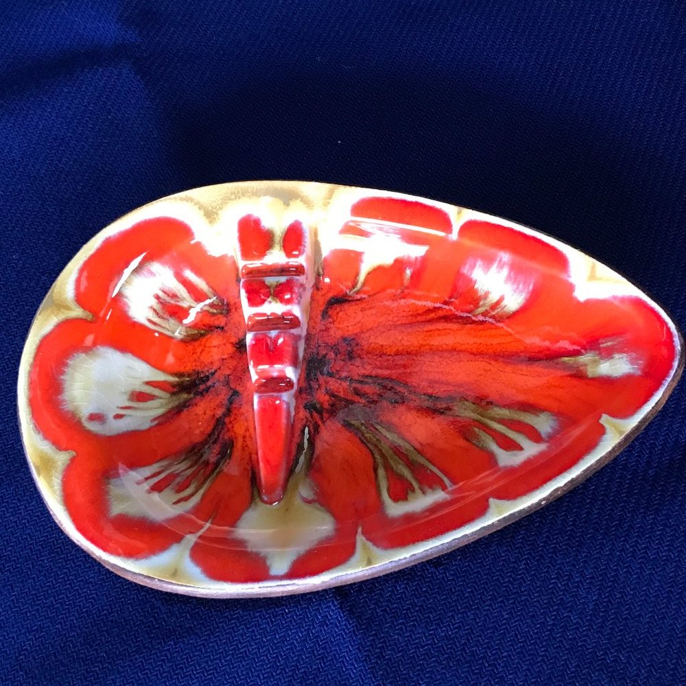 Mid-Century Modern Treasure Craft Ashtray